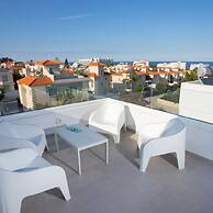 Villa Ioli Green Bay