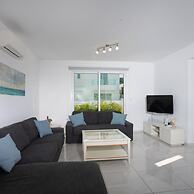 Villa Ioli Green Bay