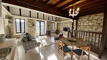 Leonys House in Dhoros