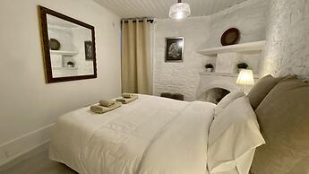 Leonys House in Dhoros