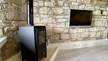 Leonys House in Dhoros