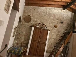 Komi Lofou House in Lofou