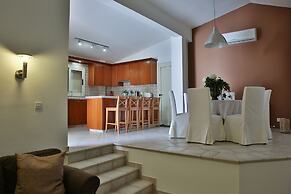 Nestor Hillside House