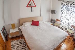 Lania Royal Oak House