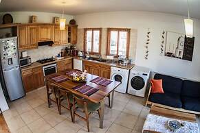 Lania Royal Oak House