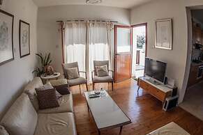 Lania Royal Oak House