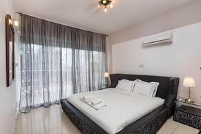 Bay View Gardens Apt 3