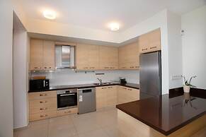 Bay View Gardens Apt 1