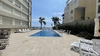 Hallmark Beach Apartment