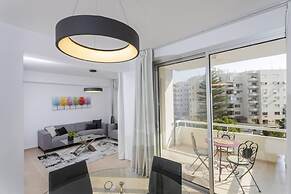 Kanika Seabreeze Apartment