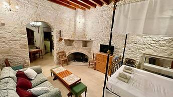 Juliet Suite Studio in Dhoros