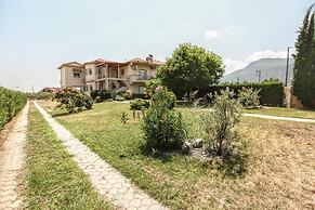 Meteora 's Secret Garden House 1