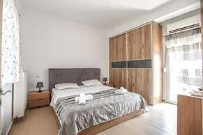 Meteora 's Secret Garden House 1