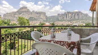 Meteora 's Secret Garden House 1