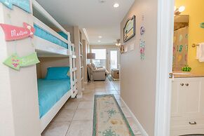 A Beachside Retreat 2 bed 2 Bath w Washer and Dryer
