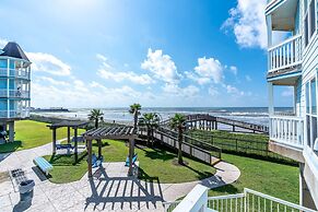 A Beachside Retreat 2 bed 2 Bath w Washer and Dryer