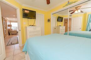 A Beachside Retreat 2 bed 2 Bath w Washer and Dryer