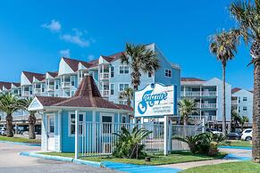 A Beachside Retreat 2 bed 2 Bath w Washer and Dryer