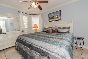A Beachside Retreat 2 bed 2 Bath w Washer and Dryer