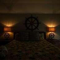 Backyard Oasis Hot Tub and 2 Shaded Decks