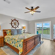 Backyard Oasis Hot Tub and 2 Shaded Decks