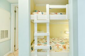 Beautiful Blue Heron Sleeps 6 Great Views