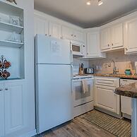 Great Pools and Easy Access to Ocean - Get Beach Dazed