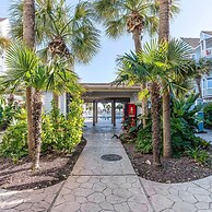 Great Pools and Easy Access to Ocean - Get Beach Dazed