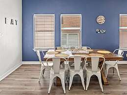 Great Location Go Beyond the Blue