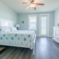 Stunning Views Beach Club 2 Pools and Amenities