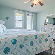 Stunning Views Beach Club 2 Pools and Amenities