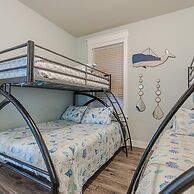 Stunning Views Beach Club 2 Pools and Amenities