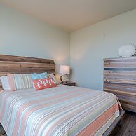 Stunning Views Beach Club 2 Pools and Amenities