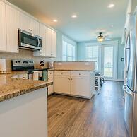 Stunning Views Beach Club 2 Pools and Amenities