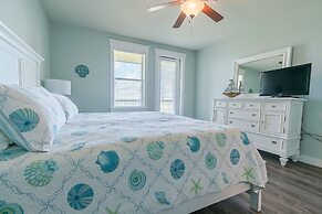 Stunning Views Beach Club 2 Pools and Amenities