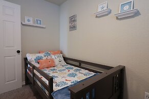 Superb Home With Private Walkover Unobstructed Views