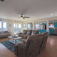 Superb Home With Private Walkover Unobstructed Views