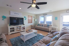 Superb Home With Private Walkover Unobstructed Views