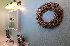 Superb Home With Private Walkover Unobstructed Views