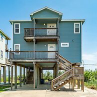 Superb Home With Private Walkover Unobstructed Views