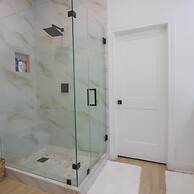 Unforgettable Vacation Getaway in Treasure Island