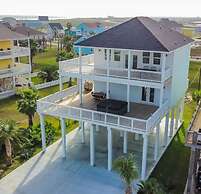 Unforgettable Vacation Getaway in Treasure Island