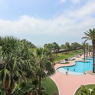 Beachfront Laid Back and Luxurious Diamond Beach Condo