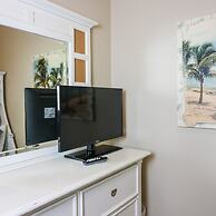 Beachfront Laid Back and Luxurious Diamond Beach Condo