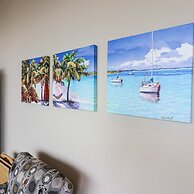 Beachfront Laid Back and Luxurious Diamond Beach Condo