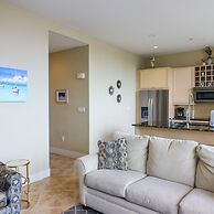 Beachfront Laid Back and Luxurious Diamond Beach Condo