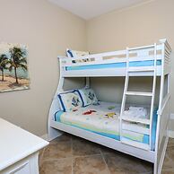 Beachfront Laid Back and Luxurious Diamond Beach Condo