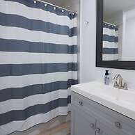 One-of-a-kind Home Near Moody Gardens and Bayou - Cute Cozy as can be