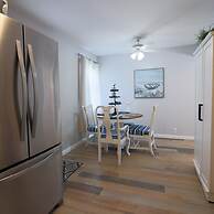 One-of-a-kind Home Near Moody Gardens and Bayou - Cute Cozy as can be