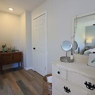 One-of-a-kind Home Near Moody Gardens and Bayou - Cute Cozy as can be